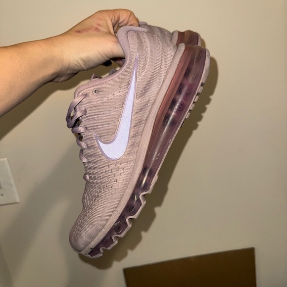 Nike Women's Air Max 2017 Shoes Plum Fog Pro Purple | Size: 9 | Nike - Picture 3 of 4